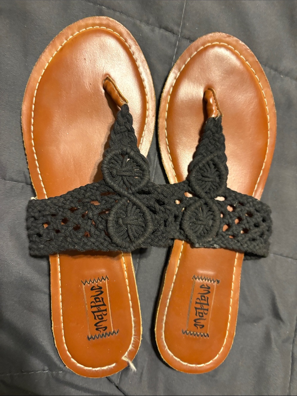 Strappy Crochet Toe-Loop Sandals in Black